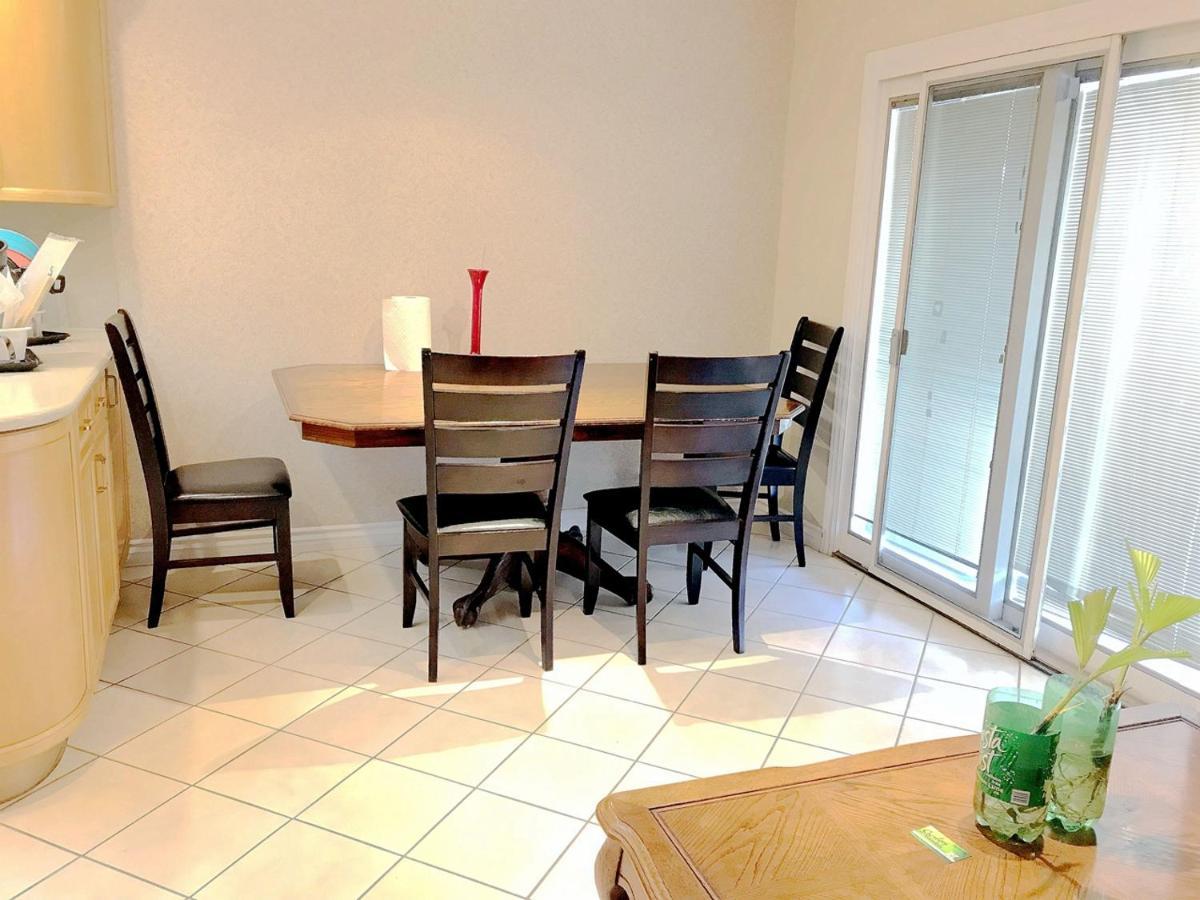 New Bedroom Queen Size Bed At Vegas For Rent-4 Privatunterkunft